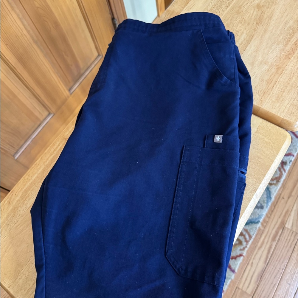 Men's Figs XL Navy Blue Cargo Basic Pants